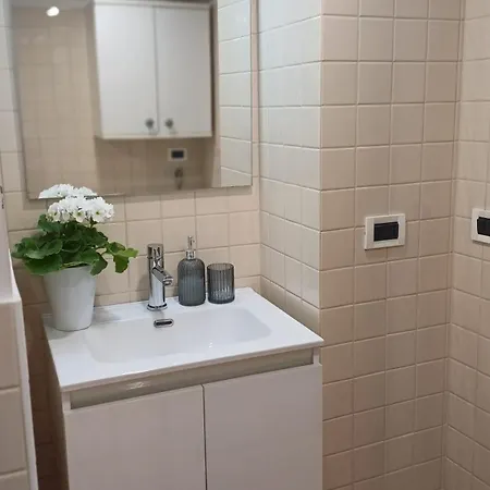 Fiore Della Laguna Апартаменты *